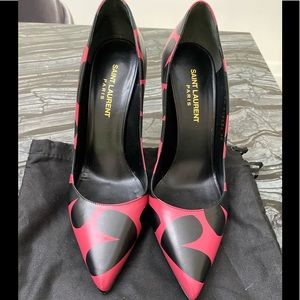 💕Saint Laurent Pink Lip Pump 💕